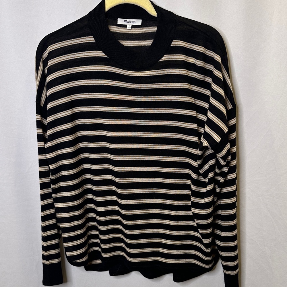 Madewell 100% Merino wool crew neck sweater.  Black with tan and cream.  VGUC